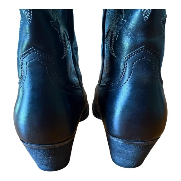 Ariat Women's Hazen Western Boots with a snip toe 11B Black 10014099 - Picture 6 of 11